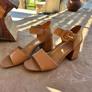 Vionic Chardonnay Heeled Sandal